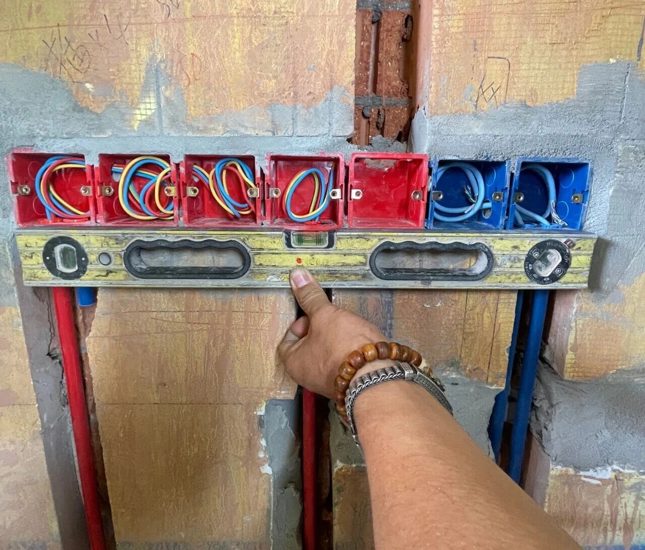 金九銀十裝修季｜南京紅牛裝飾工程總監(jiān)：工地巡檢無小事，嚴苛落實工藝標準！06