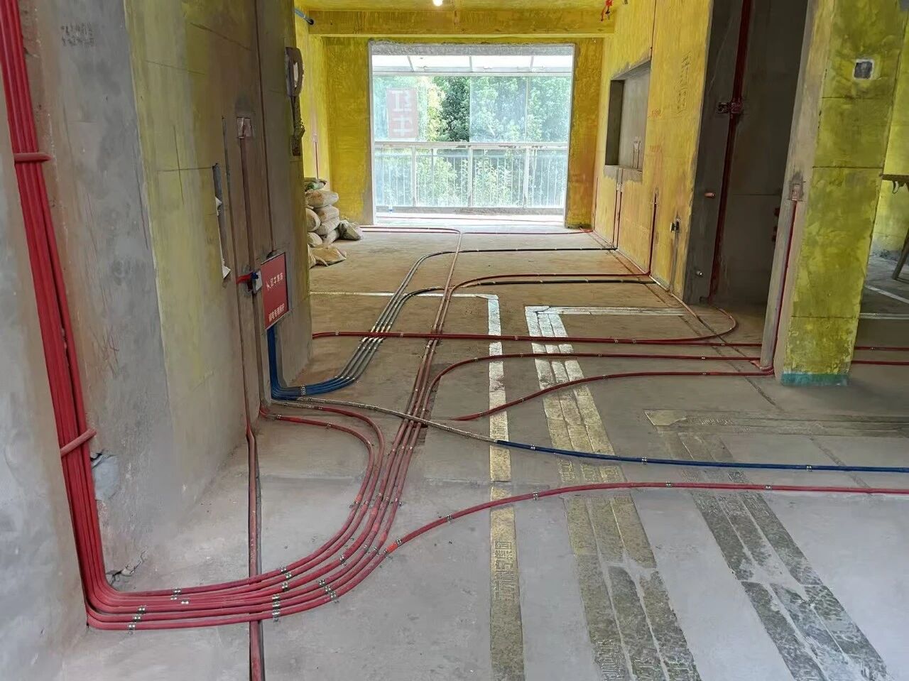 差別真的太大了！南京紅牛裝飾標(biāo)準(zhǔn)化水電工藝vs非正規(guī)／熟人施工隊(duì)的水電工藝！