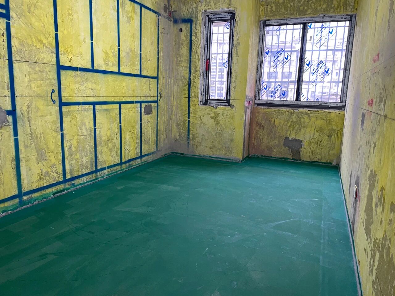 九月秋意漸濃，南京紅牛裝飾工地巡檢步履不停，只為兌現(xiàn)品質(zhì)承諾！