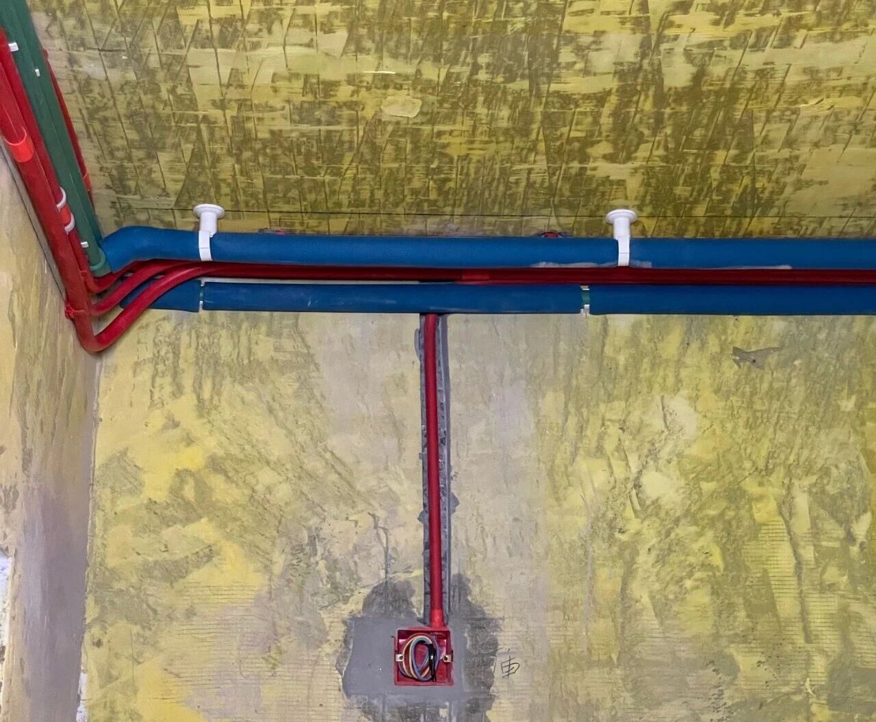 工地巡檢：雙節(jié)同慶，品質(zhì)同行，嚴(yán)把每一道工序，用心守護(hù)夢(mèng)想家！03